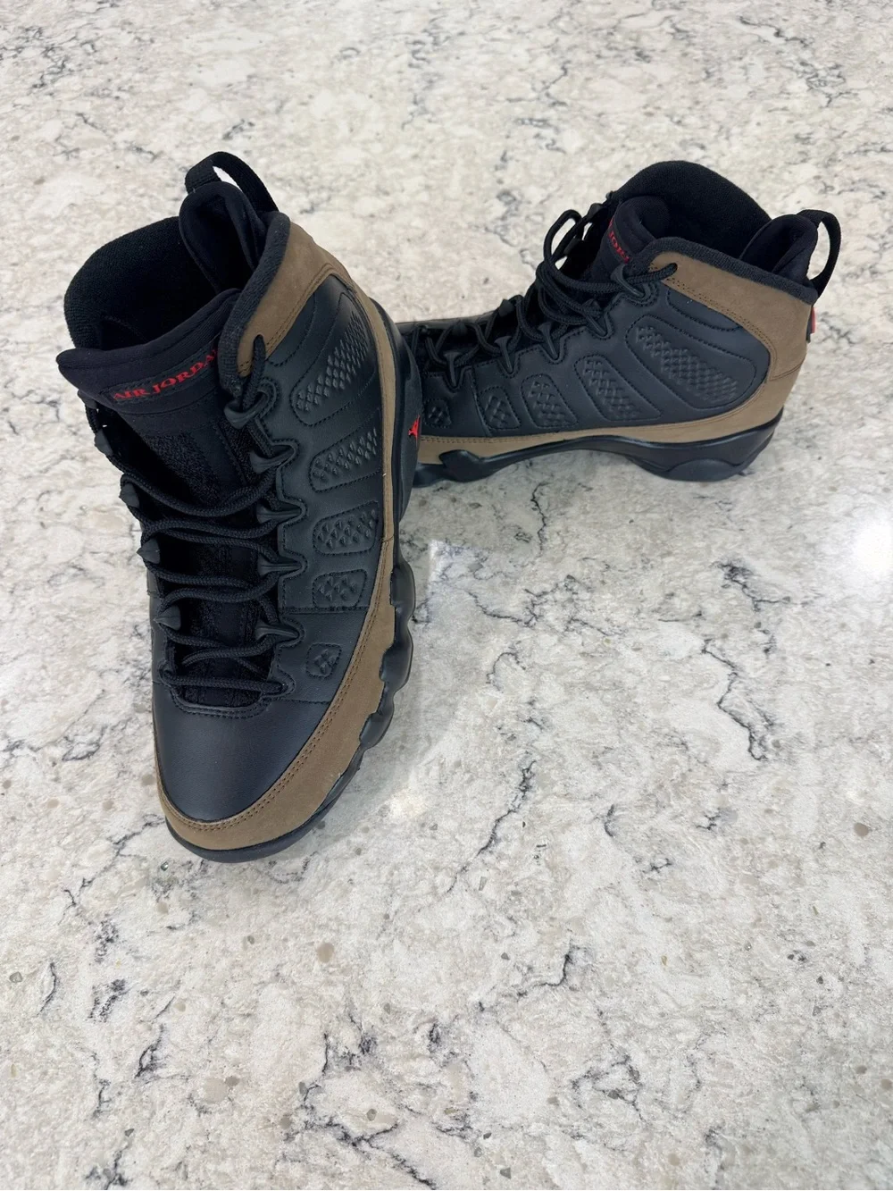 NEW - Size 7M/8.5W - Air Jordan 9 Retro 2024 Olive Green Sneakers - HV4794-030